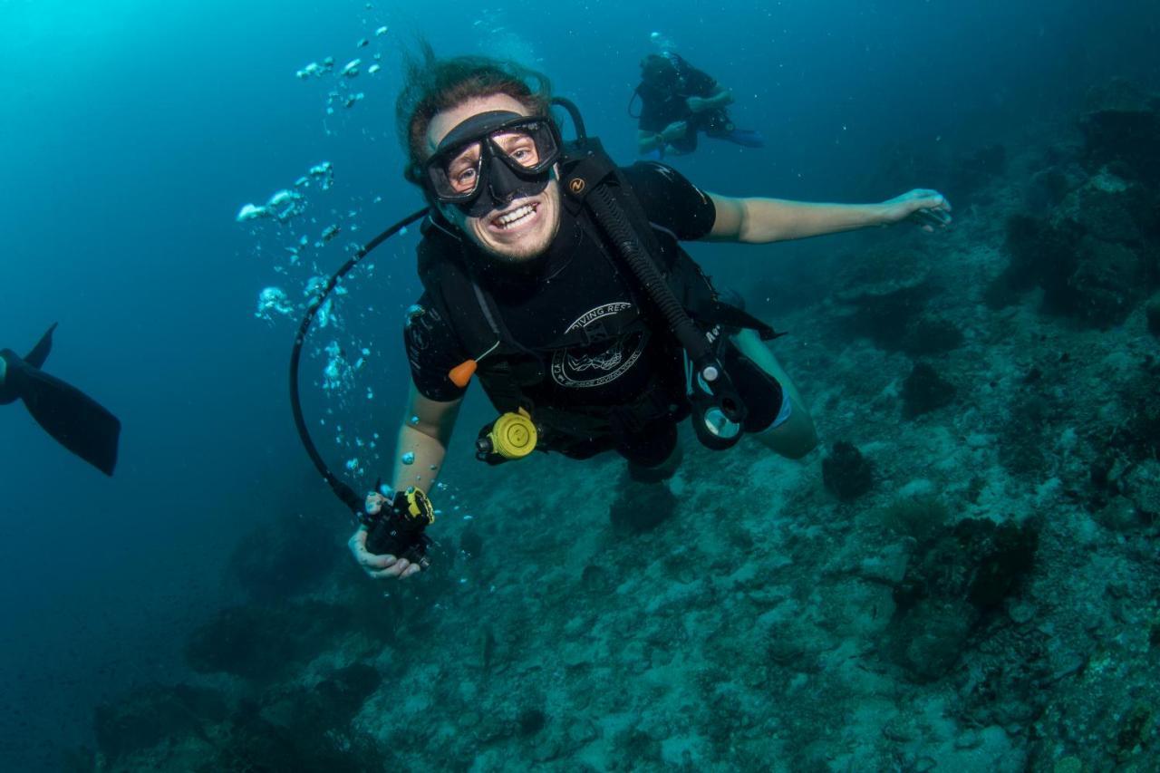 Отель Carabao Diving Тау Экстерьер фото